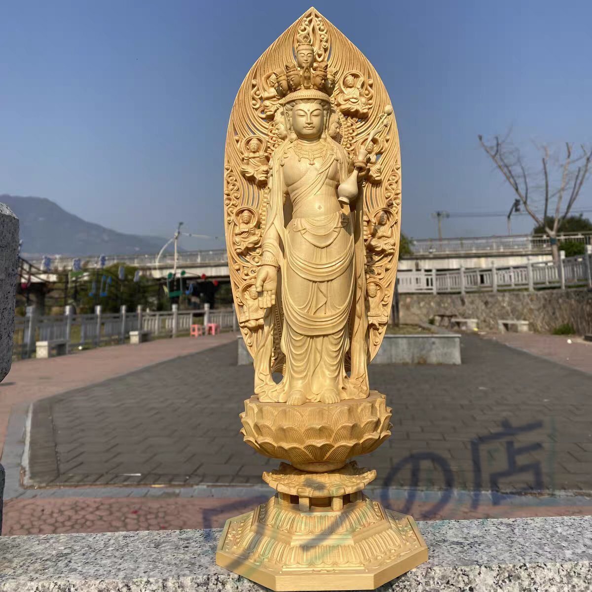 新品十一面観音菩薩 立像 八角台 仏像六観音 木製 総高43*15*15cm