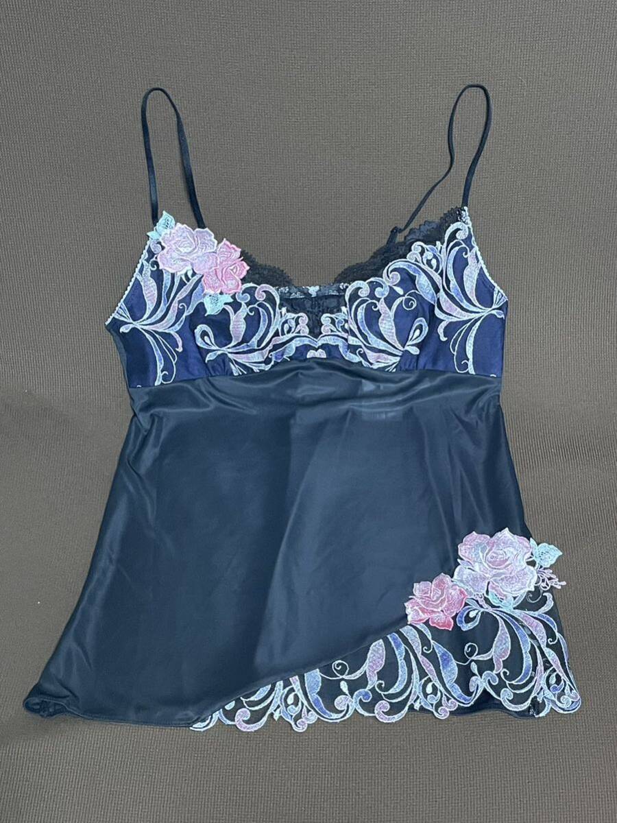 新品　ワコール　サルート　キャミソール　66G Ｍ　BL