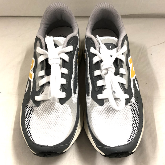 美品 New Balance スニーカー フレッシュフォーム アリシ v4 Fresh Foam Arishi v4 グレー 25.5cm MARIS TR4 [jgg]