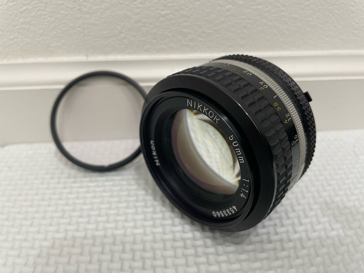 Nikon　KIKKOR　50mm　1.4