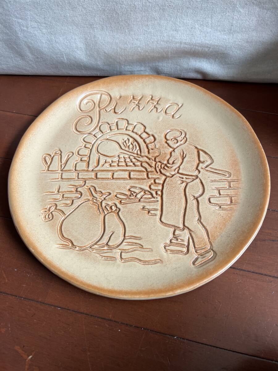 Pizzaピザプレートを格安で！