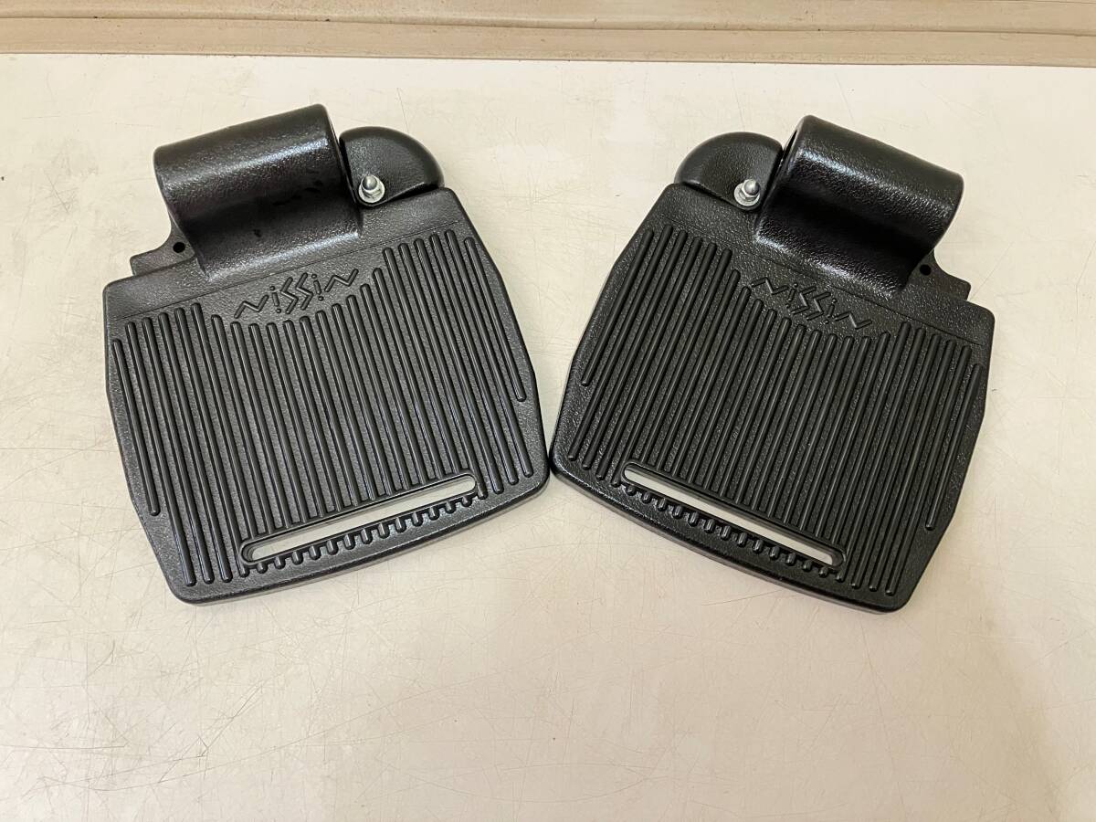 【現状品】車イス用部品　NISSIN　日進　フットレスト　足おき　左右セット　3