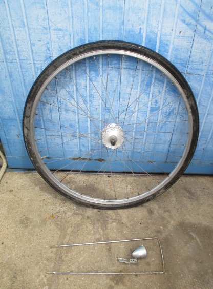27インチ/自転車前輪　（アルミリムホイール）ライト　 付け　　（H103)