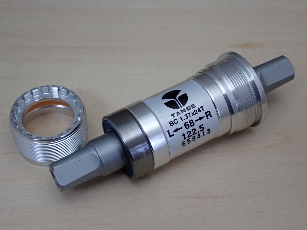 TANGE　タンゲ　LN-7922　68-122.5　ボトムブラケット
