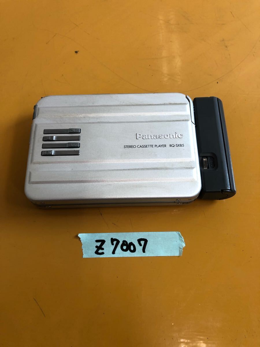 （Z-7007）PANASONIC ポータブルカセットプレーヤー 動作未確認 現状品