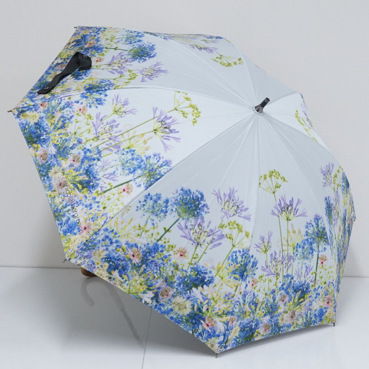 nicolai bergmann ニコライバーグマン 晴雨兼用日傘 USED美品 アガパンサスとアリウム柄 フラワー ブルー系 50cm S2488