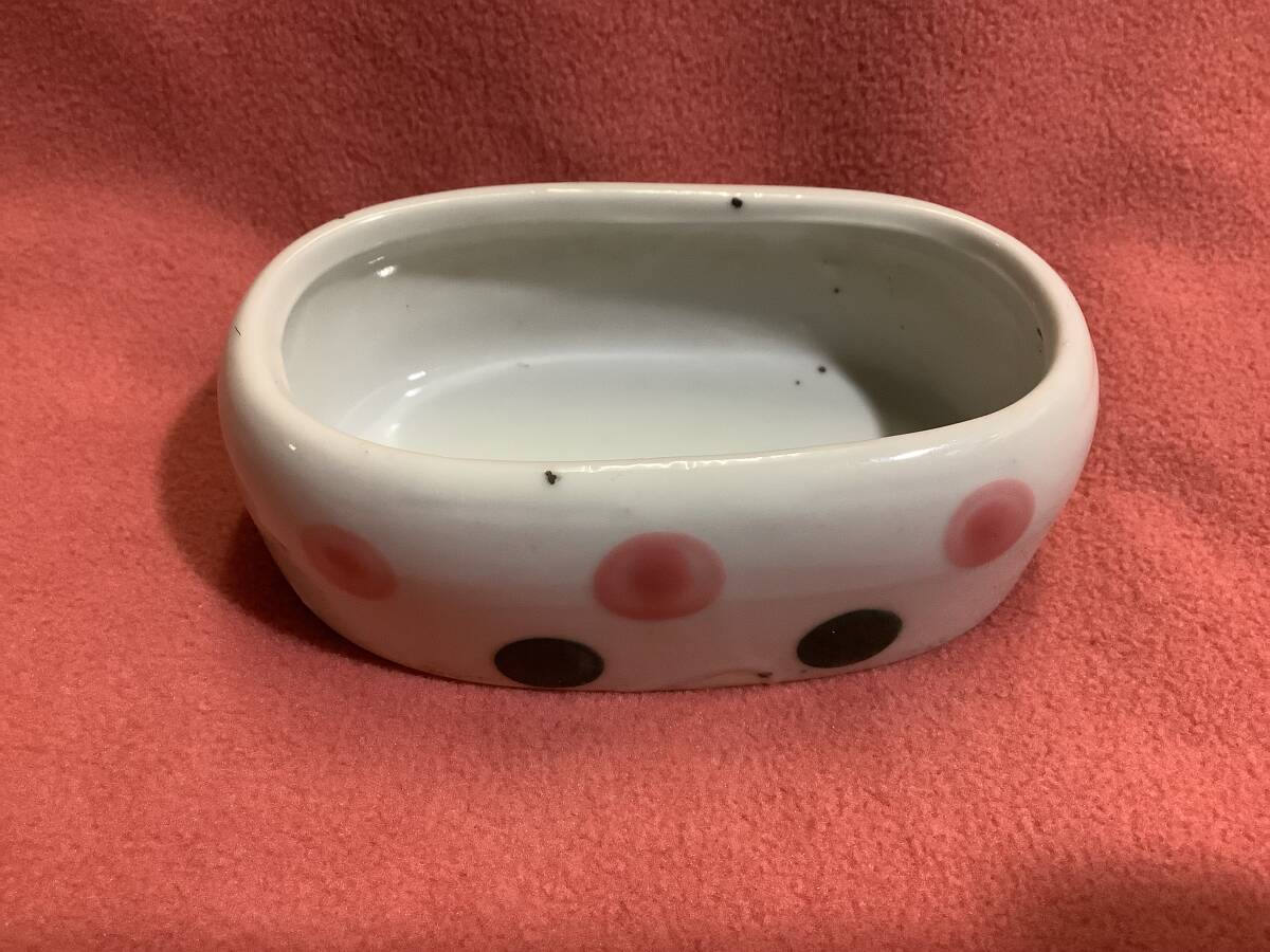 昭和レトロ　陶器製小鳥の水入れ　水玉模様　