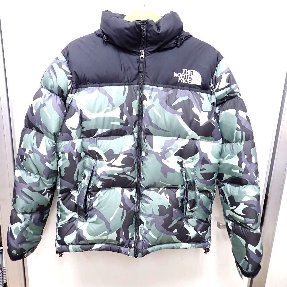 Ft1235291 ザ・ノースフェイス ダウンジャケット ノベルティーヌプシジャケット ND91842 グリーン/カモフラ #M メンズ THE NORTH FACE 中古