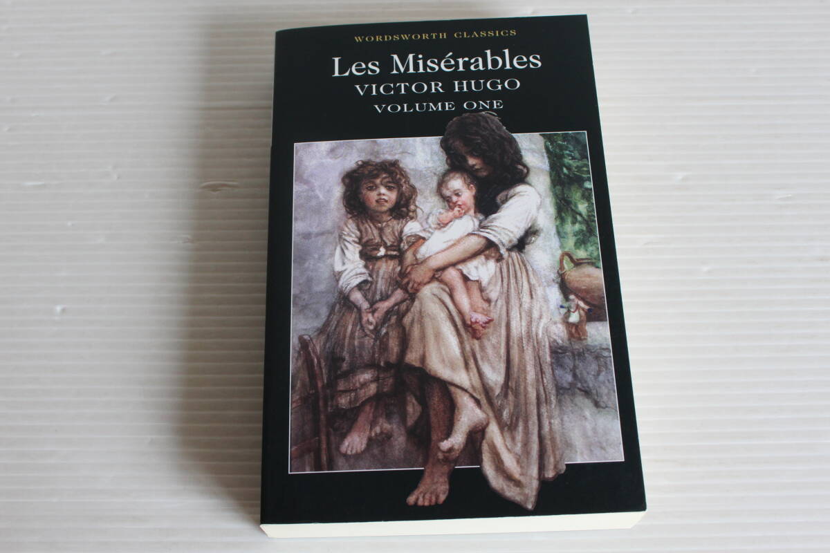Les Miserables VICTOR HUGO Vol.1 レ・ミゼラブル 1巻　洋書　英語