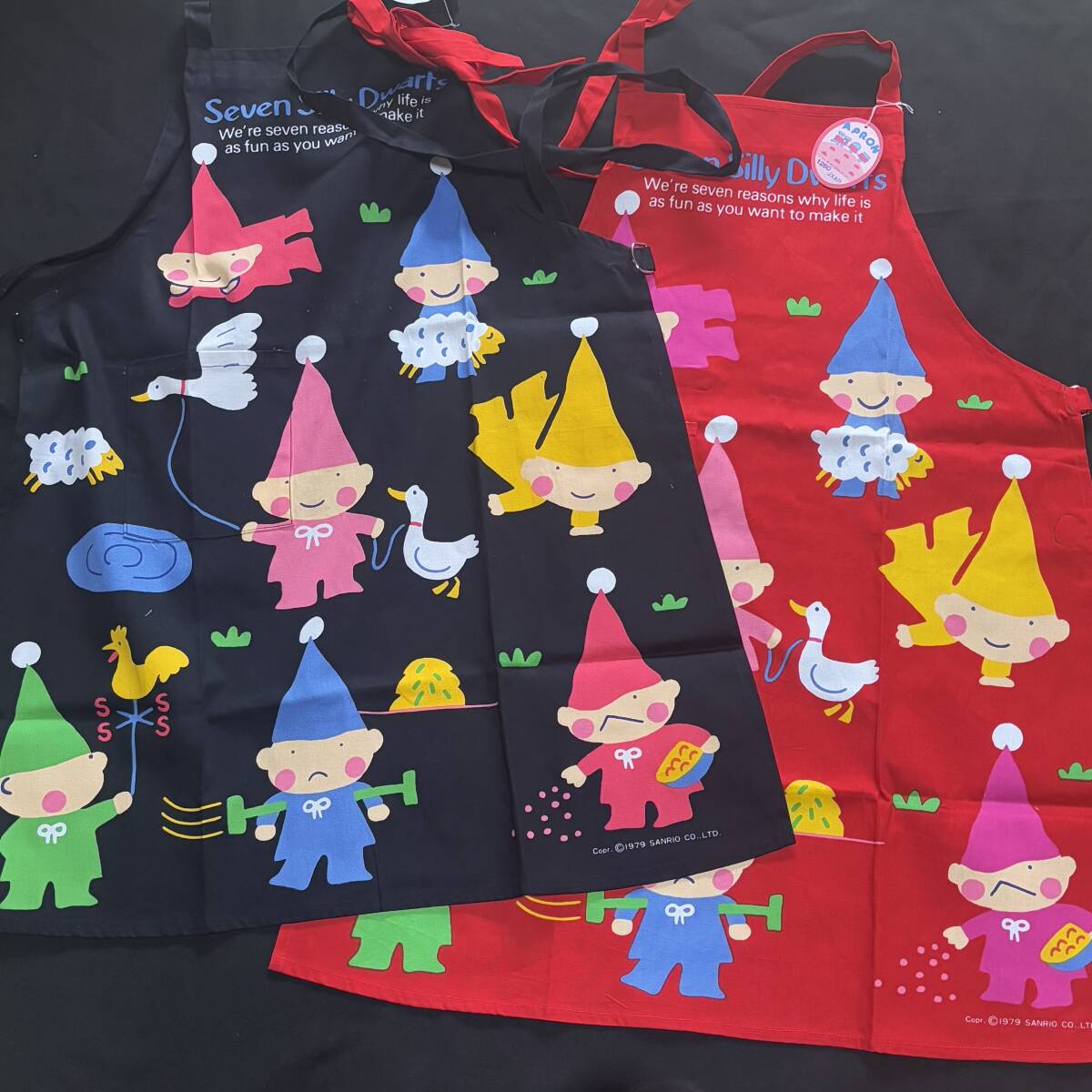 希少【新品・未使用】当時物 サンリオ Sanrio セブンシリードワーフ エプロン 2枚セット レトロ 70年代 80年代 ヴィンテージ
