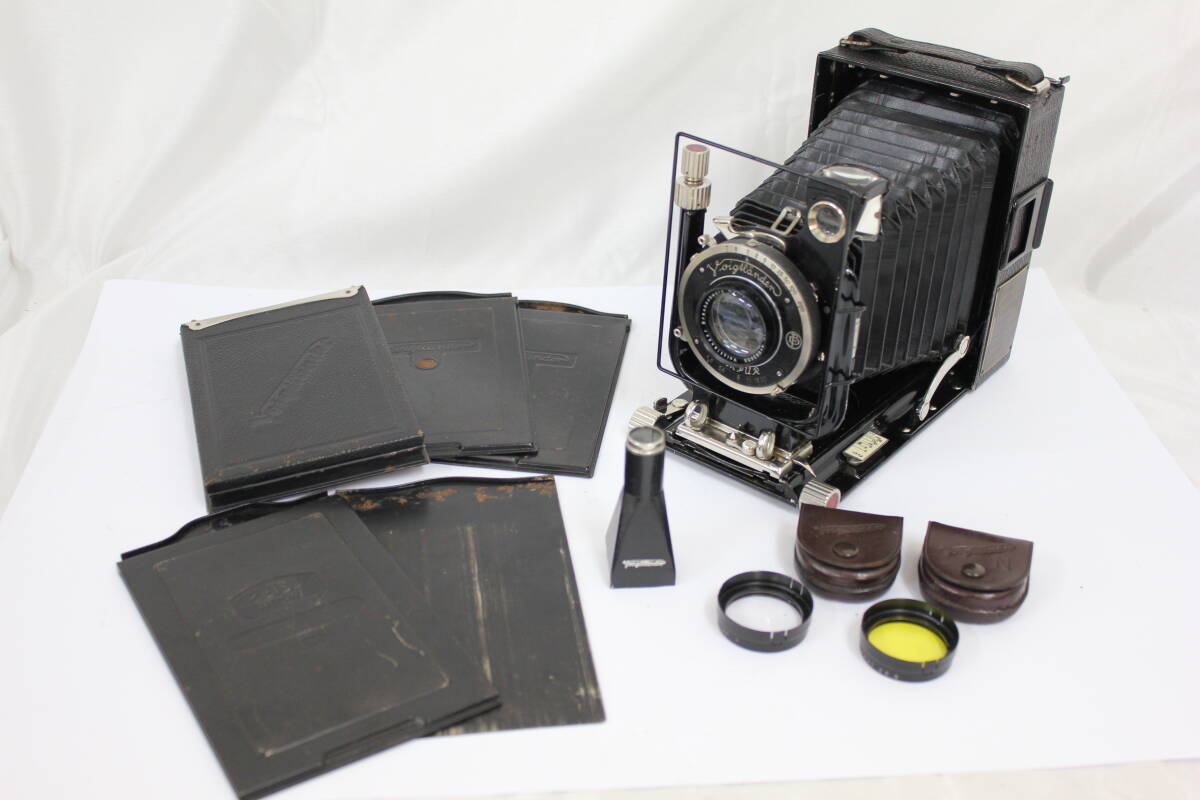 【訳あり品】 フォクトレンダー Voigtlander Bergheil 9×12 Heliar 13.5cm F4.5 付属品多数 カメラ M6525