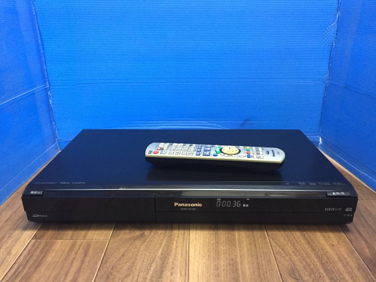 パナソニック 地デジHDD/DVDレコーダー DMR-XE100 純正リモコン付き　中古品7330
