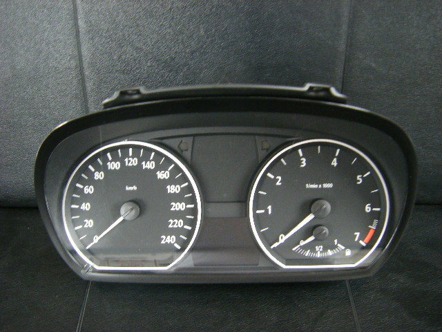 BMW 1シリーズ（E87） 純正メーターユニット スピードメーター （走行 82600km） 良品中古