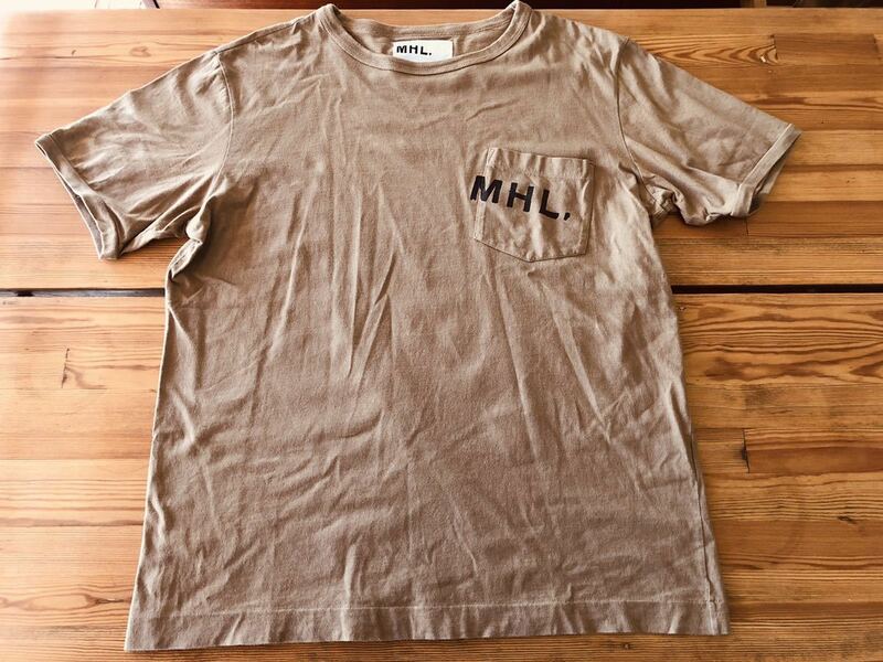 MHL. PRINTED COTTON Tシャツ BEIGE