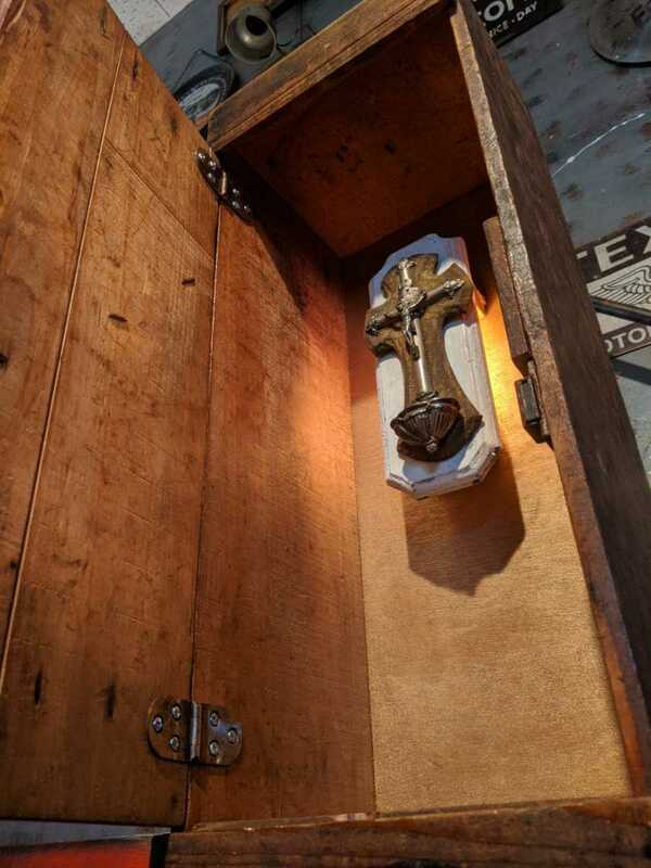 フランスアンティーク/1930's ブロカント クロス/オールド ヴッドボックス（電飾灯付き）イエス・キリスト（十字架）#店舗什器#シェルフ