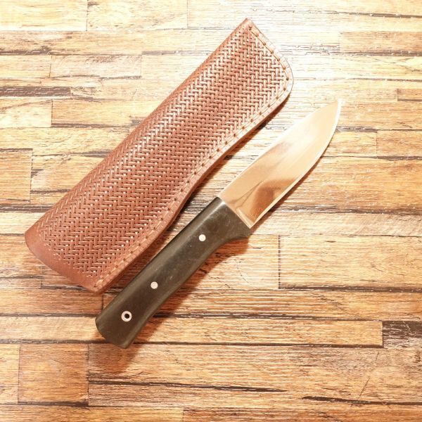 半鏡面 シースナイフ 研ぎ済 ステンレス 鞘付き シンプル キャンプ アウトドア ほぼ未使用保管品