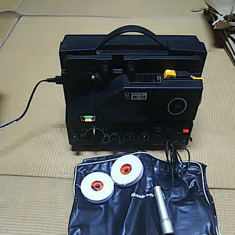 送料無料■OMS-550 Sankyo 8ミリ映写機 通電確認済み バック・マイク・フィルム付き 