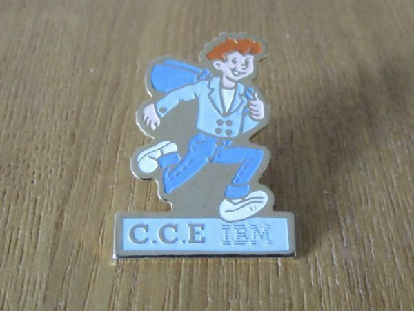 古いピンバッジ：IBM C.C.E 広告 ロゴ ピンズ +F