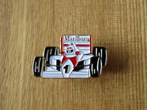 古い ピンバッジ : マクラーレン ホンダ アイルトン セナ F1 車 マルボロ ピンズ #J