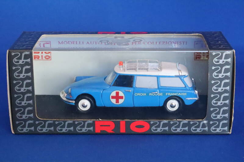 リオ SL076 シトロエン ID19 ブレーク 救急車 フランス赤十字 1958（RIO SL076 Citroen ID19 Break Ambulance French Red Cross 1958）