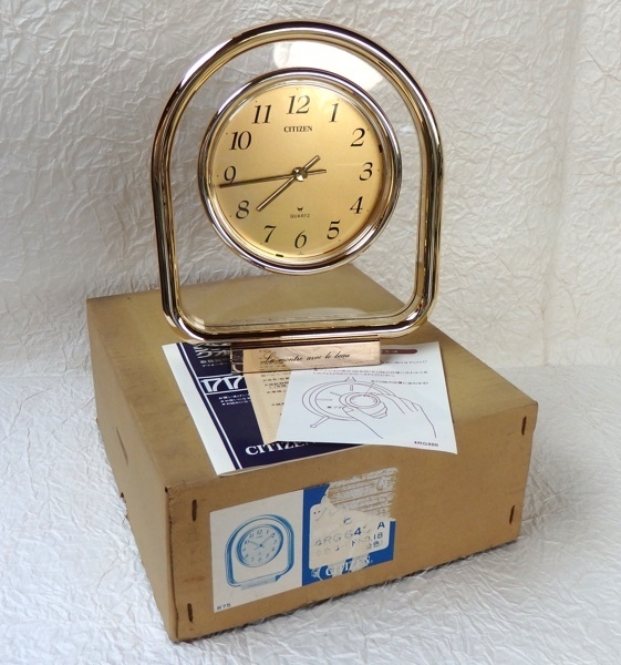 シチズン クォーツ 置時計 プレスコット 4RG643-A 金色 びっくり日本新記録 300回記念 オフィストゥーワン 未使用品