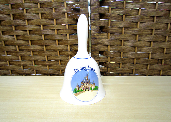 レア Disneyland 陶器製 ハンドベル ディズニーランド 鈴 オブジェ シンデレラ城