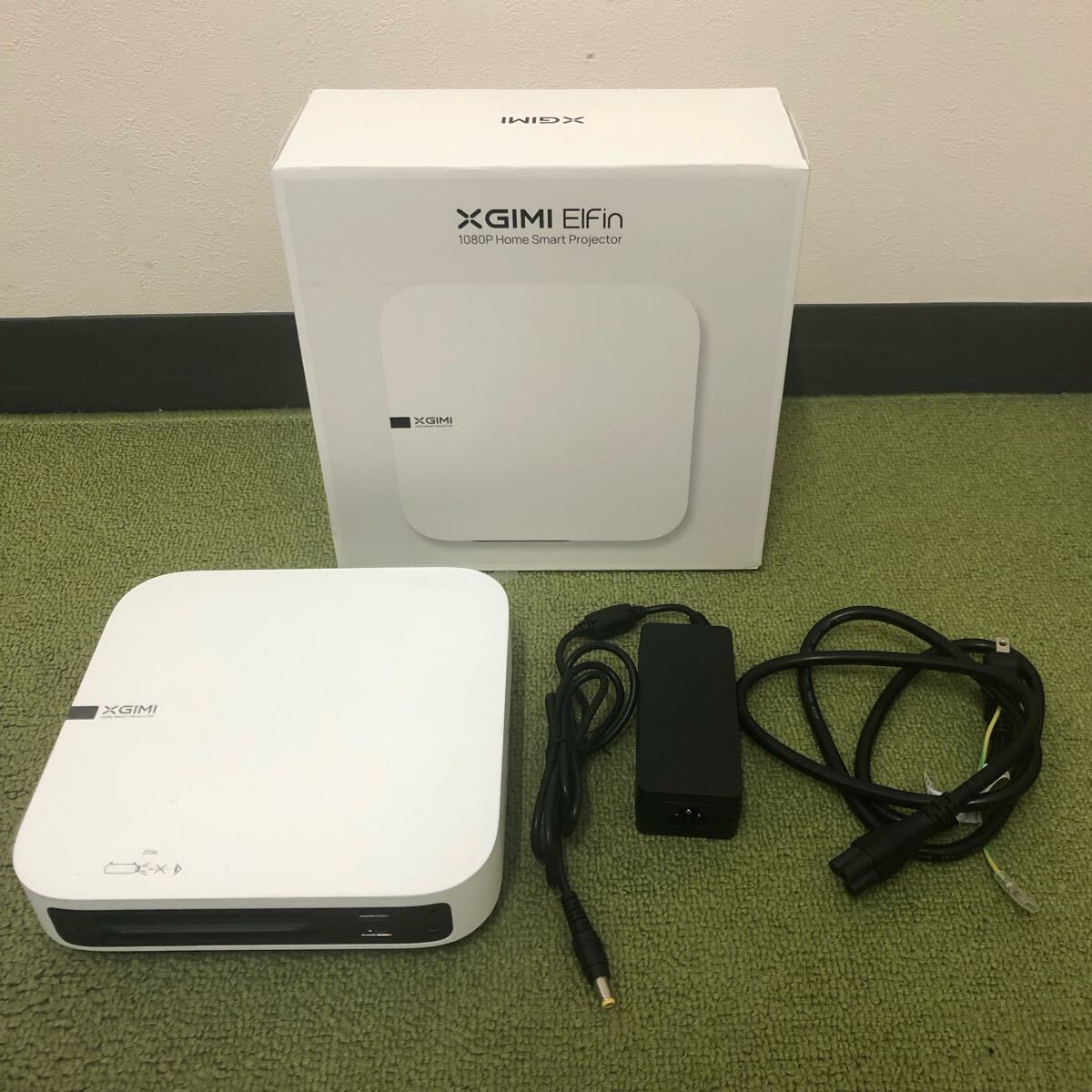 (30)XGIMI エクスジミー Elfin エルフィン プロジェクター XL03A android TV アンドロイド bluetooth Harman Kardonスピーカー ホワイト 白