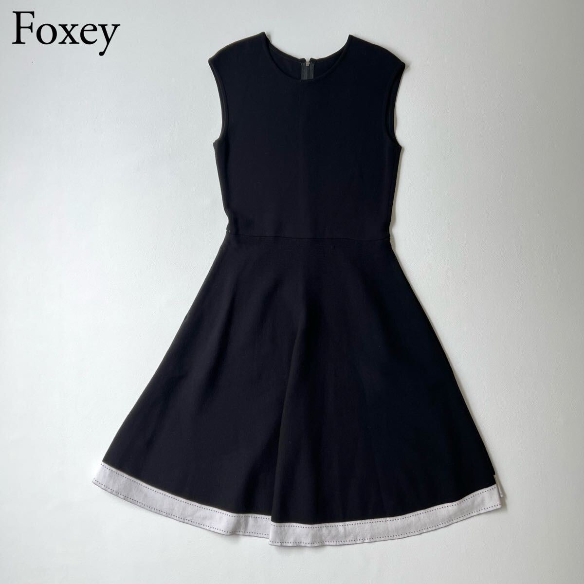 良品 FOXEY BOUTIQUE フォクシーブティック ブラックドレス ニットワンピース ロングワンピース ノースリーブ 膝下丈 38 レディース