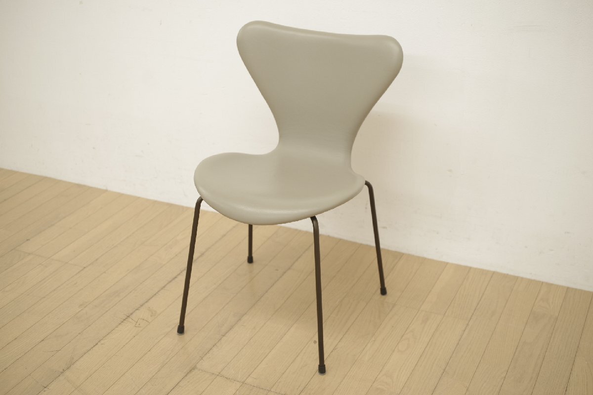 Fritz Hansen フリッツハンセン セブンチェア レザー 本革 北欧デンマーク アルネヤコブセン ダイニングチェア デザイナーズ モダン