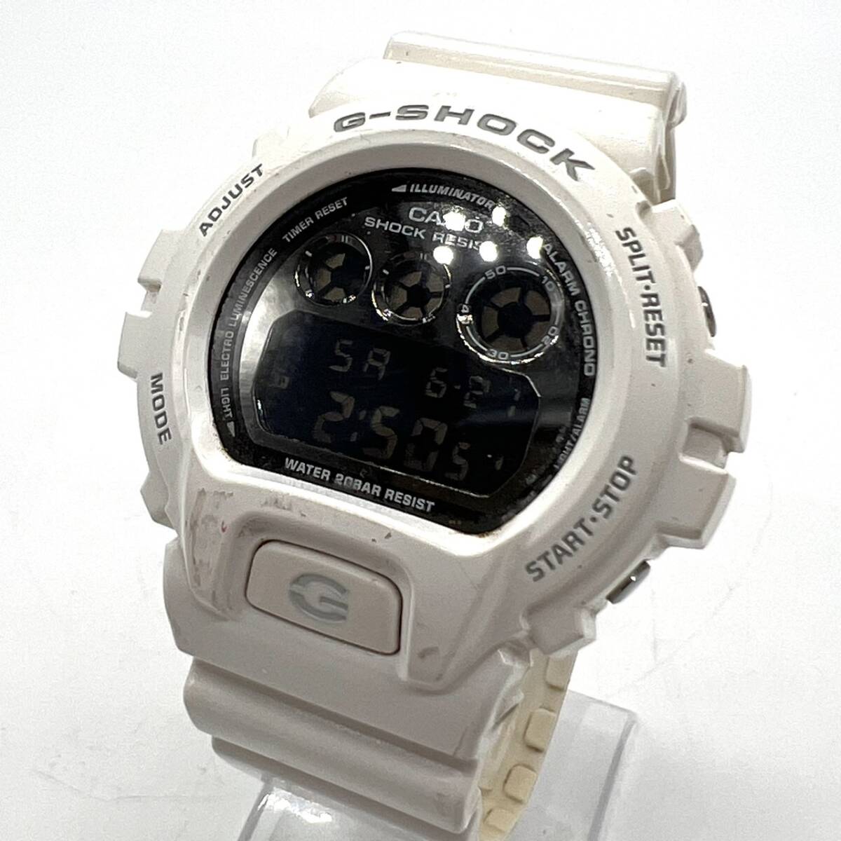 ■【稼働品】 CASIO カシオ G-SHOCK Gショック DW-6900NB デジタル 三つ目 ホワイト 白 腕時計