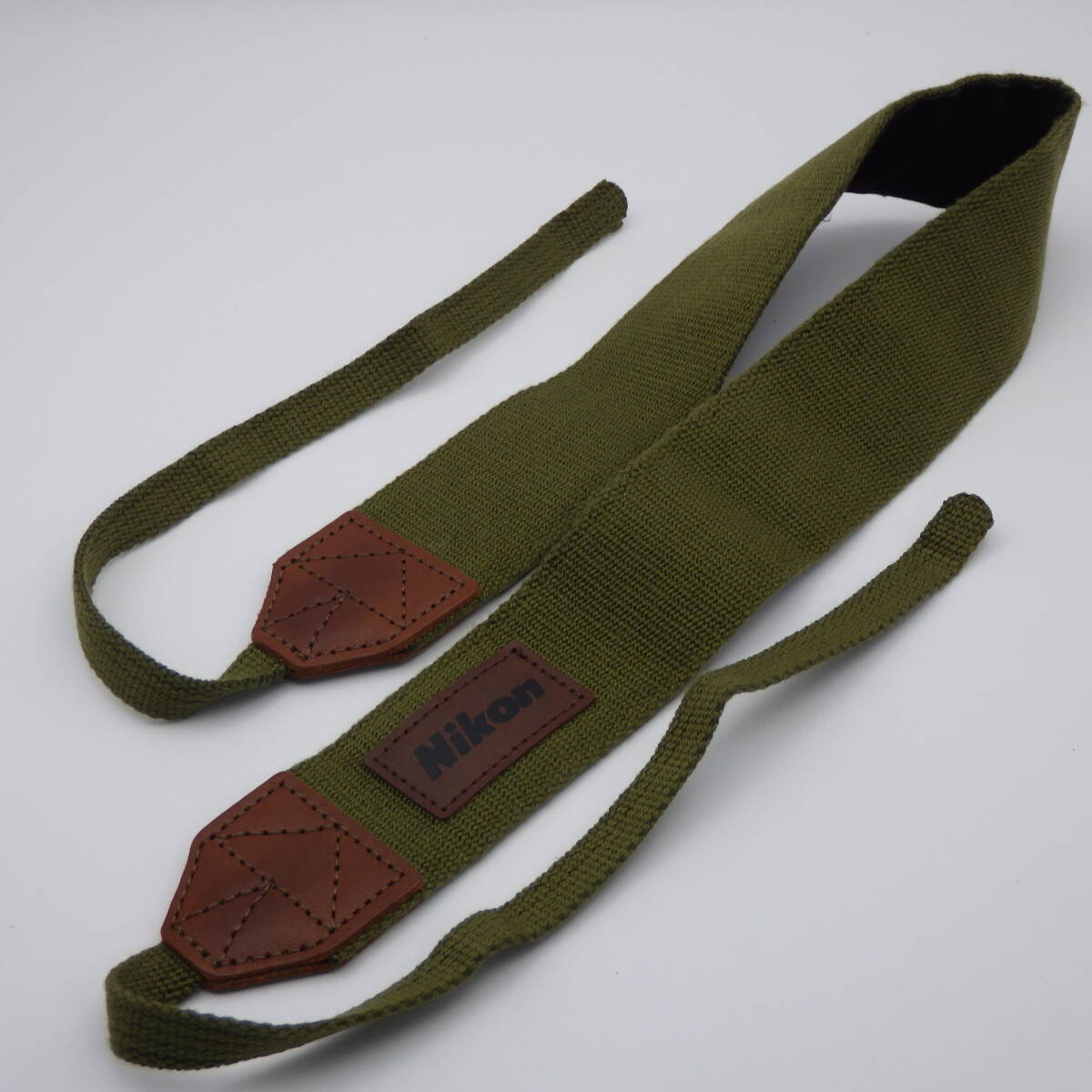 ★ Nikon ストラップ 中古品 F802