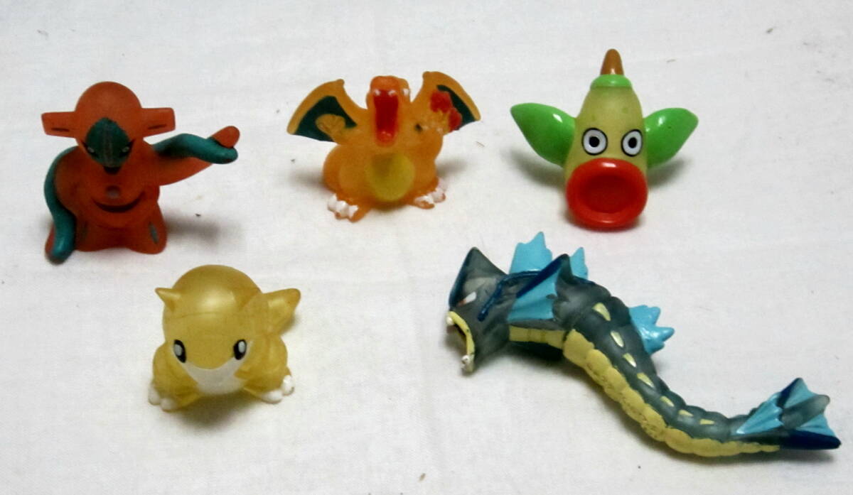 （３）ポケモンキッズ　指人形　クリア　５個セット　初期は４個　ギャラドス　リザードン　サンド　