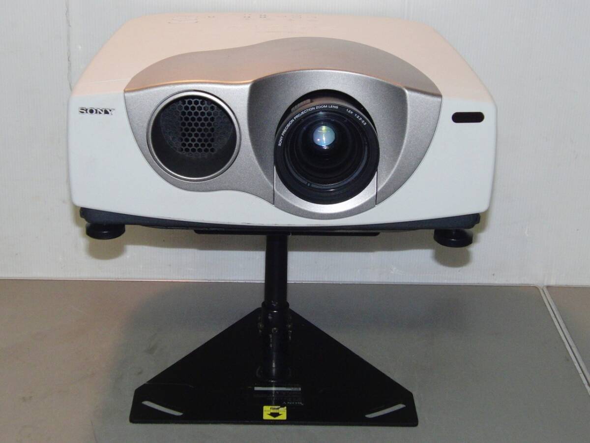 ソニー SONY 液晶プロジェクター VPL-VW11HT 大画面対応 743H 天吊り金具付 PSS-610　/BR98