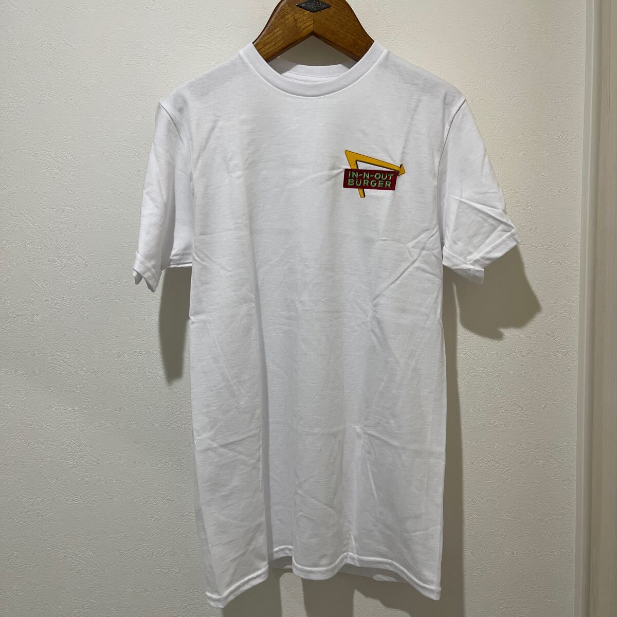 IN- N- OUT BURGER 75周年 75YEARS Tシャツ Sサイズ アメリカ USA