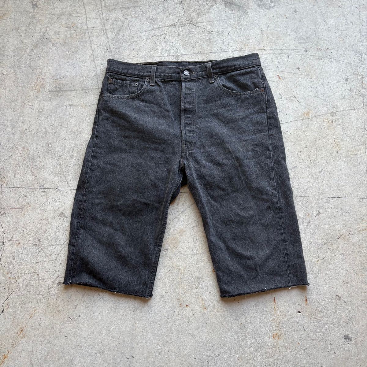 90s リーバイス　Levi's ブラックデニムカットオフ ジーンズ USA製