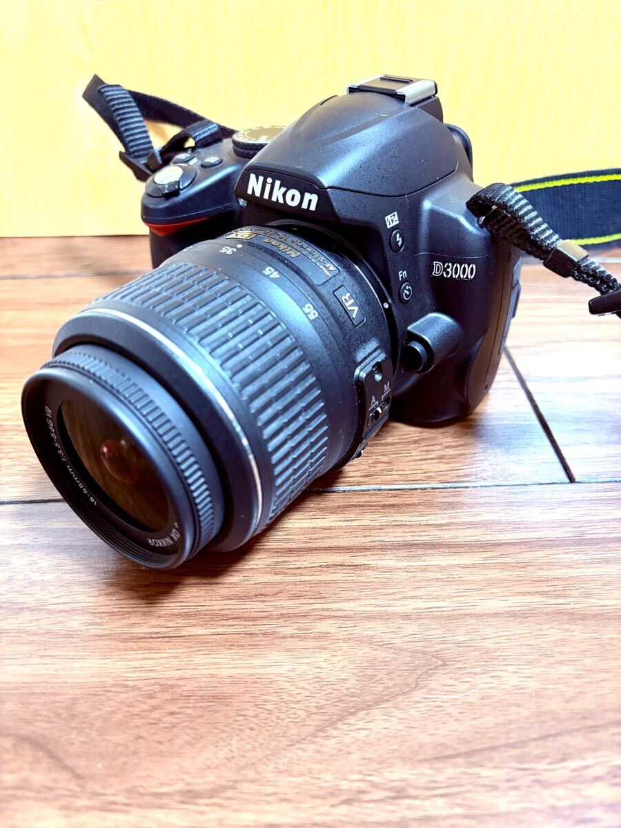 Nikon ニコン 一眼レフ D3000 DX AF-S NIKKORレンズ 18-55mm付き 通電・動作確認済み 小傷あり 美品 ジャンク