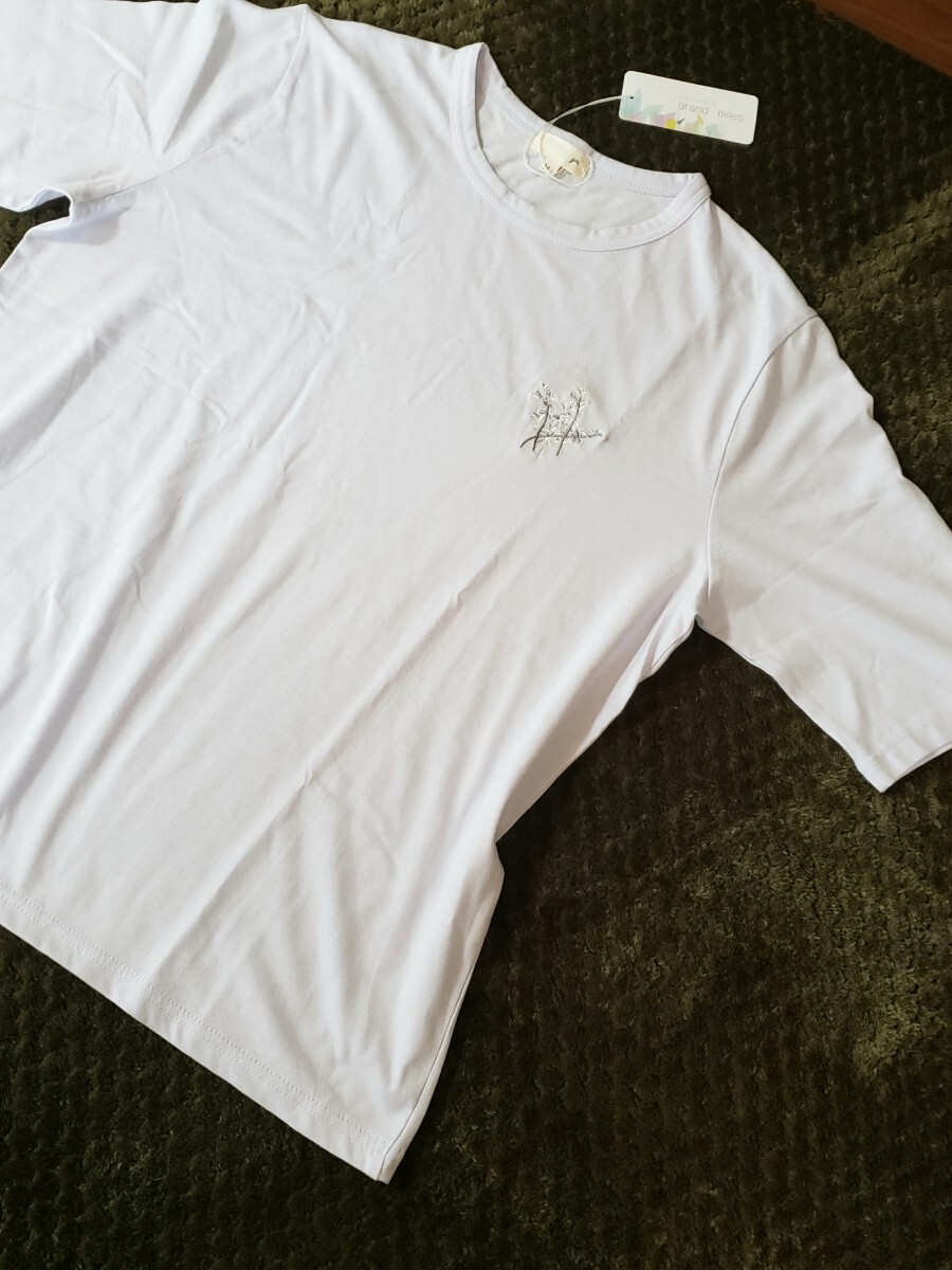 ライトラベンダー 五分袖Tシャツ 丸首シャツ 無地 カットソー ライトパープル系 ラベンダー花刺繍grand miles