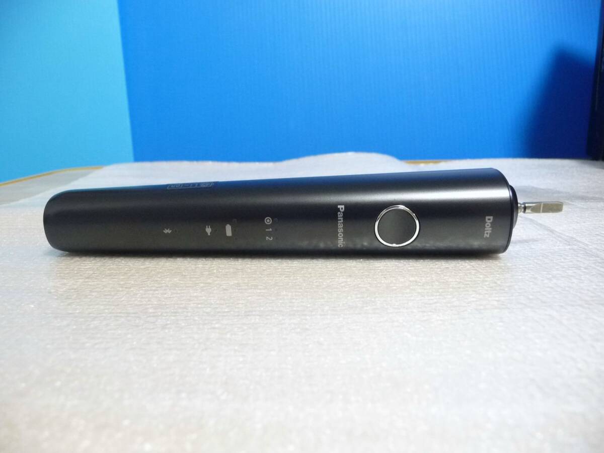 ◆ほぼ新品(展示品) Panasonic パナソニック 音波振動ハブラシ ドルツ EW-DT52-K [Bluetooth搭載/旧製品最上位モデル/ブラック] 