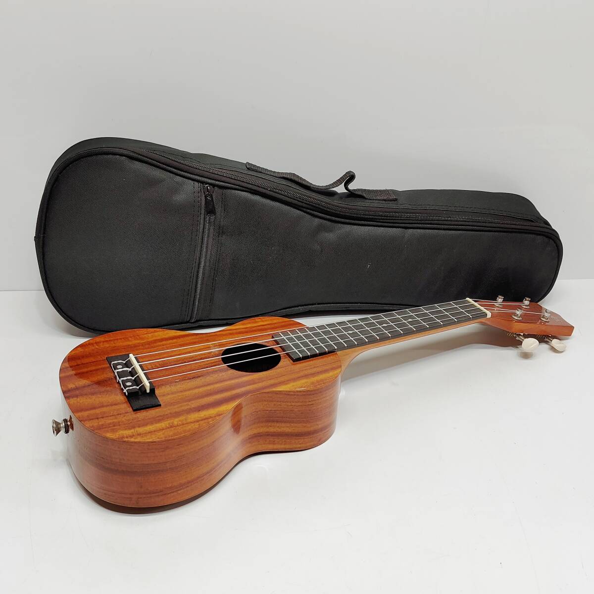 ●ヤイリ YU-S-01K ウクレレ S.yairi ソプラノ 弦楽器 音楽 演奏 ソフトケース付き L1595