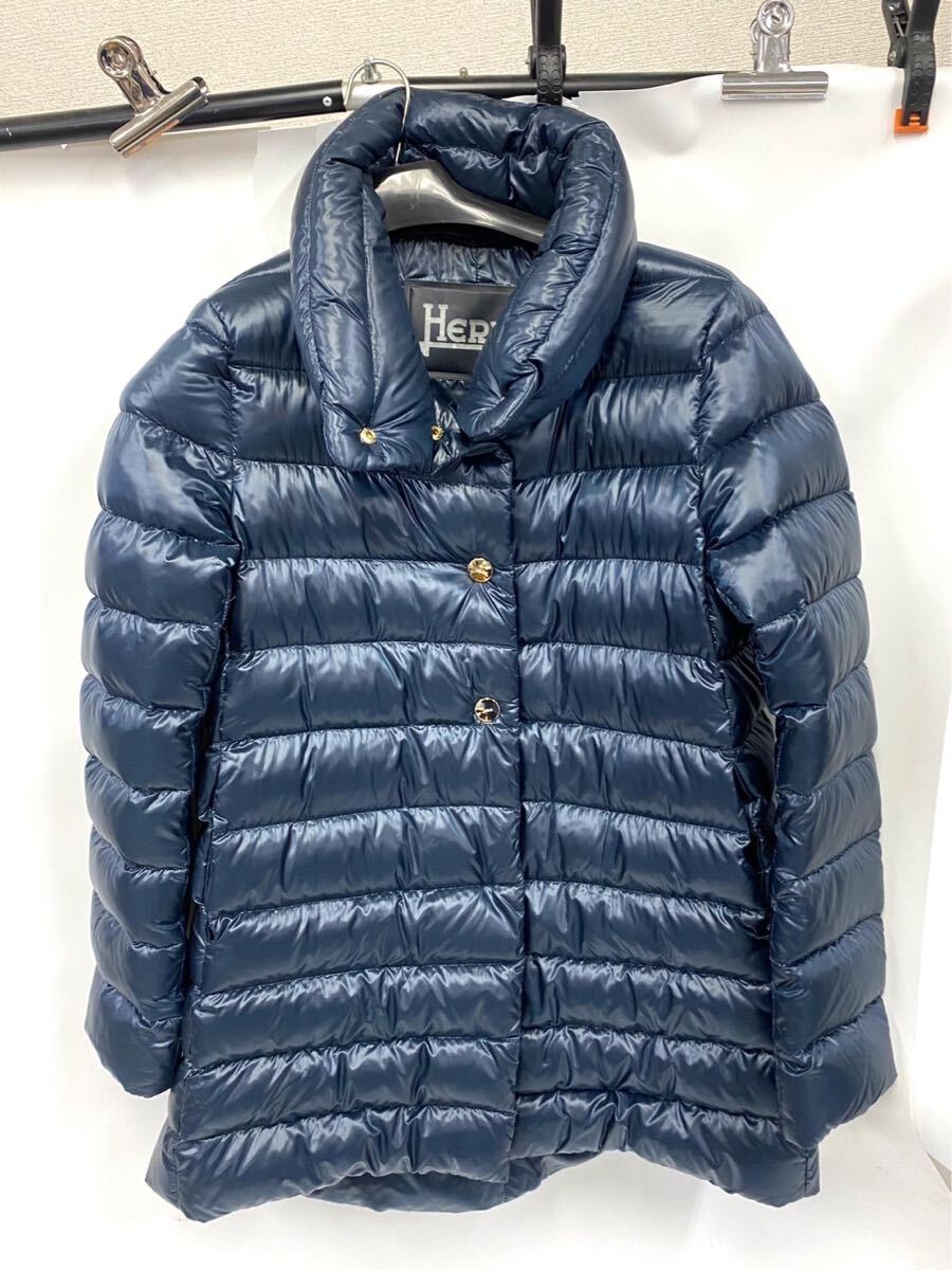 極美品 HERNO ヘルノ ダウンジャケット サイズ 44 ネイビー アウター 上着 