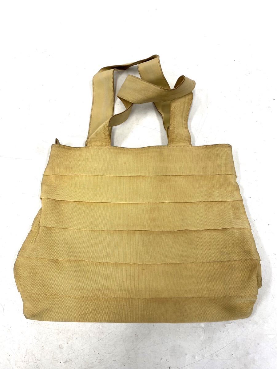 サルヴァトーレ フェラガモ Salvatore Ferragamo トートバッグ ハンドバッグ 肩掛け レディース イエロー 