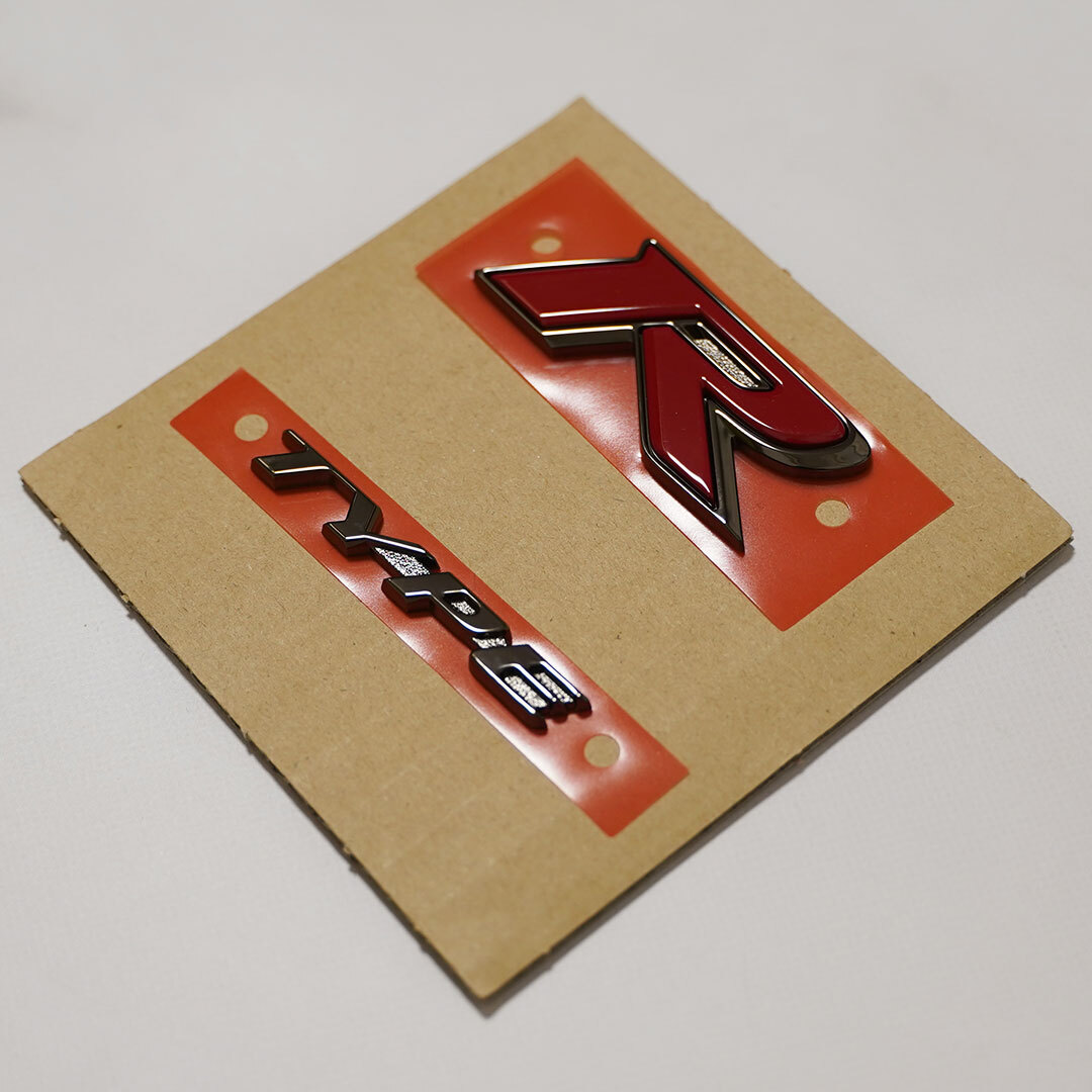 新品・未使用☆ホンダ シビックタイプR　FK8　タイプRエンブレム　品番：75732-T60-A01　純正エンブレム　1セット　TYPE-R　| 送料無料