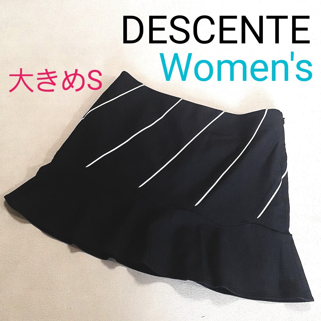 【超美品】DESCENTE　デサント　レディースS　大きめS　M寄り　ゴルフウェア　ゴルフミニスカート　インナーパンツ付き　ゴルフスカート