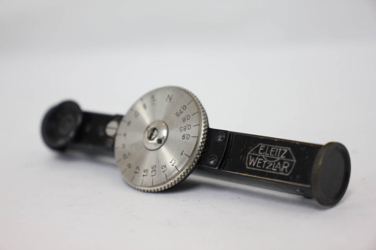 【返品保証】 ライカ Leica Leitz ブラック メートル表記 距離計 e1517