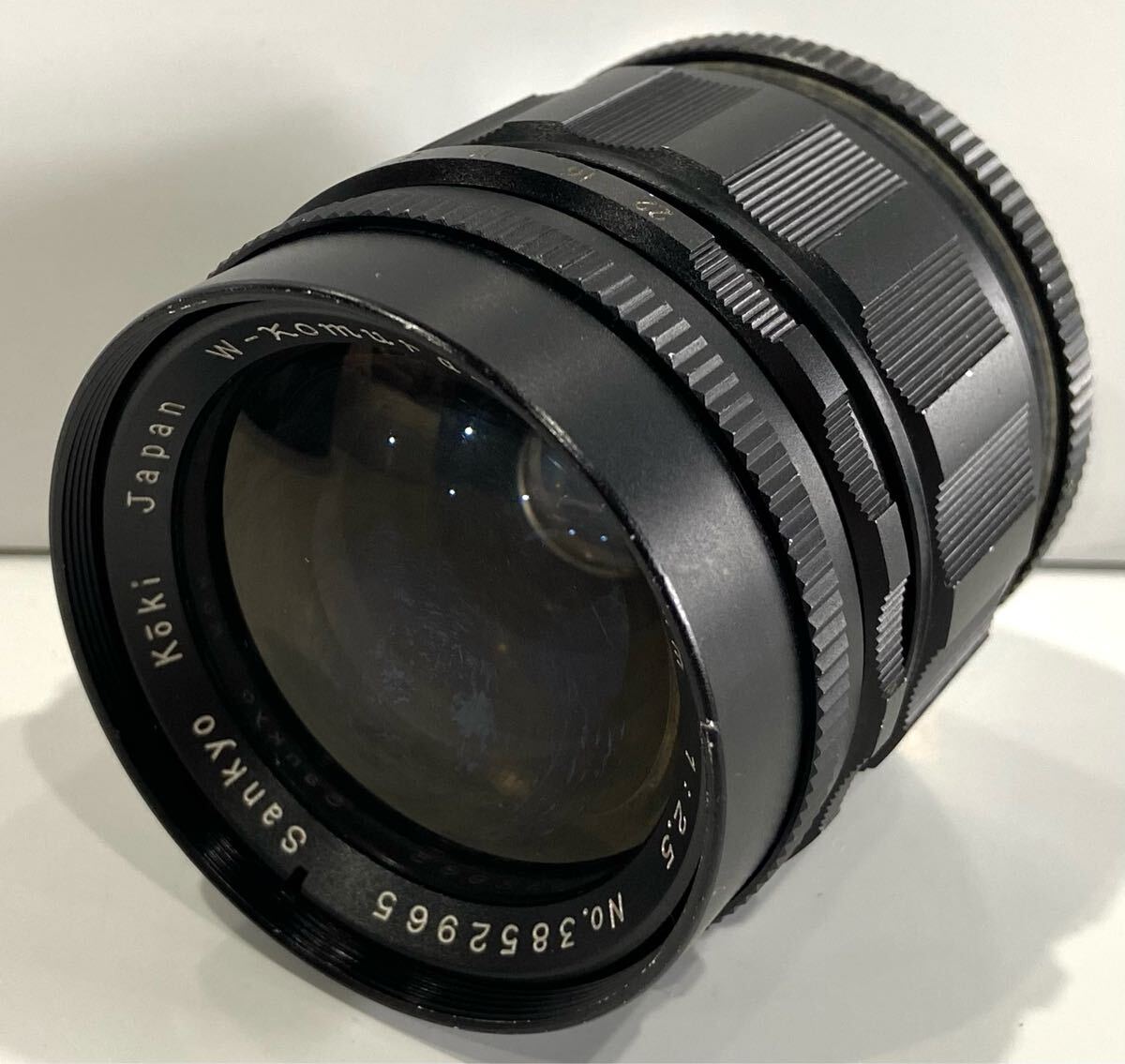 250607B☆ Sankyo Koki Japan W-Komura- f=35mm 1:2.5 取り付けメーカー不明 マニュアルレンズ ♪配送方法＝おてがる配送宅急便(EAZY)♪