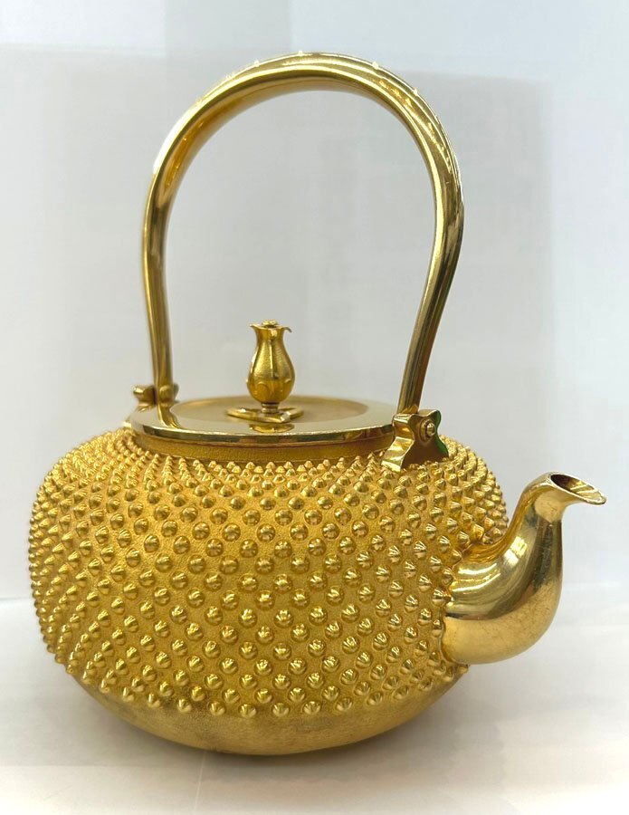 純金製 霰（あられ） 湯沸かし　総重量749.8g　共箱付 金瓶 純金刻印あり　骨董品 茶道具 煎茶道具