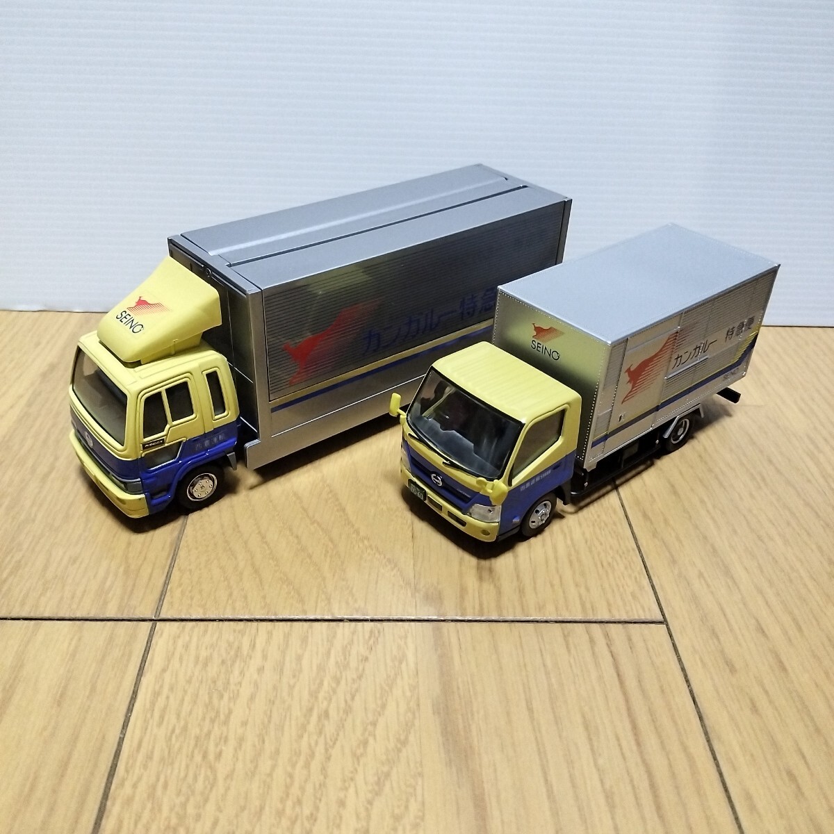 西濃運輸【1/43　レンジャー・デュトロ】トラック　ミニカー　カンガルー 特急便　日野　HINO　エポック　RANGER　DUTRO　SEINO
