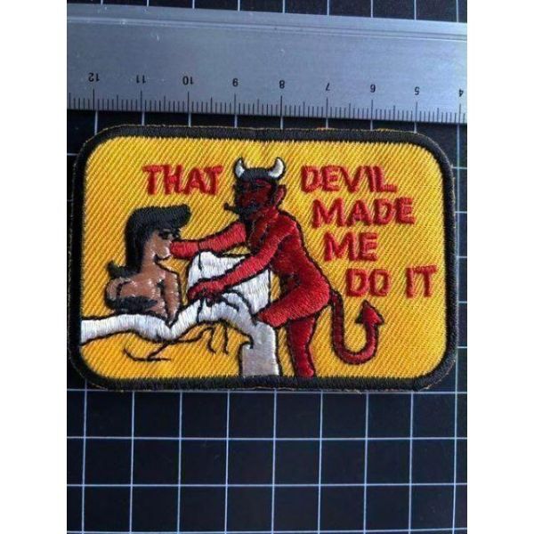 ワッペンTHAT DEVIL MAKE ME DO IT悪魔デビル
