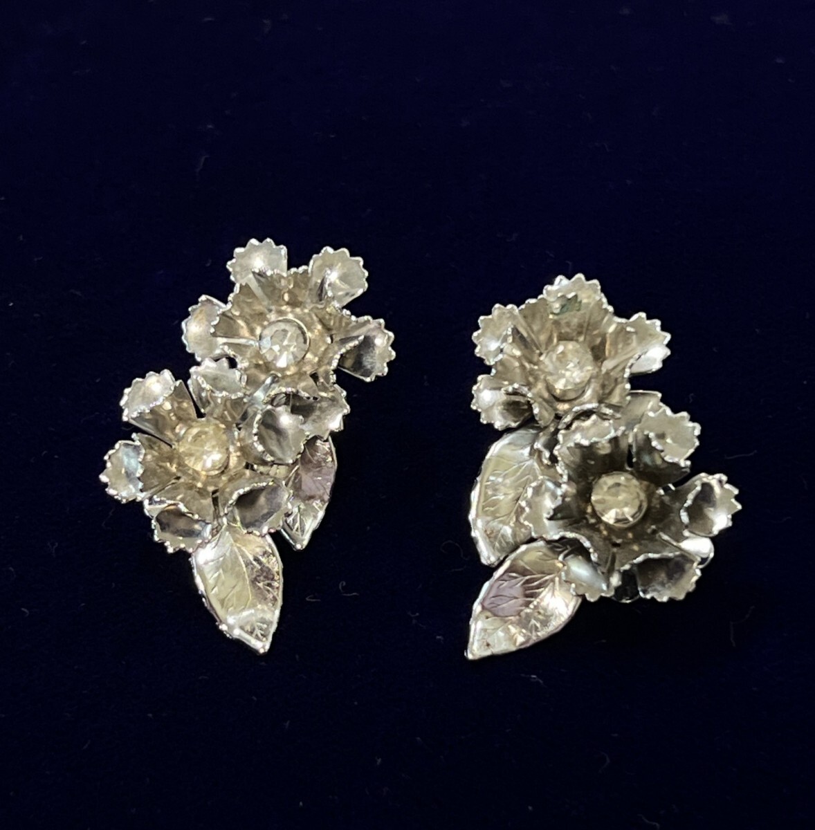 【コスチュームジュエリー】イヤリング 刻印あり『CORO』花のデザイン アクセサリー おしゃれアイテム ビンテージ