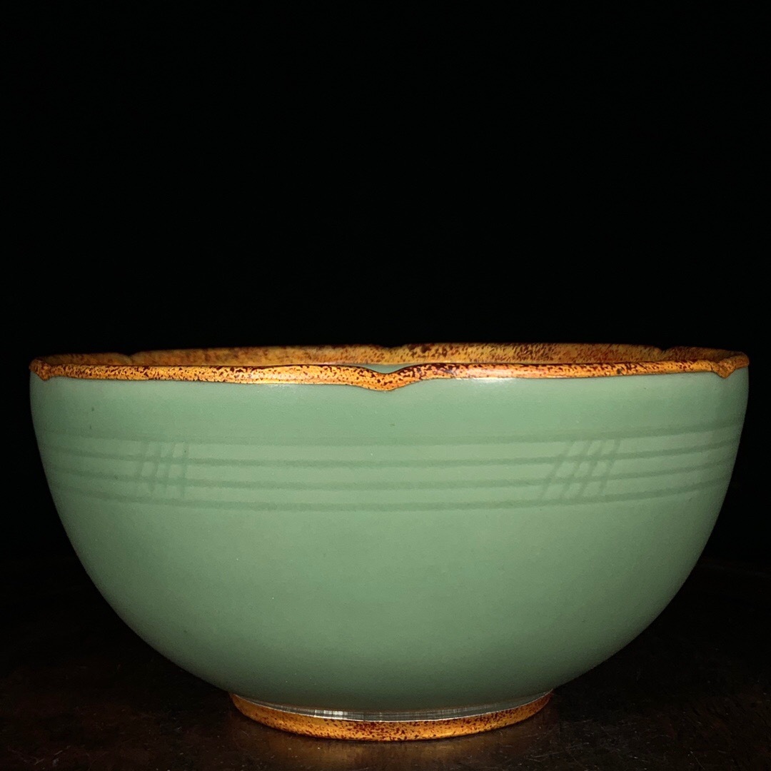 蔵友旧蔵出 宋 龍泉窯 包口 葵口碗 稀少珍品 貴重品 古陶瓷品 置物 古賞物 中国古玩 中国古美術品拍卖